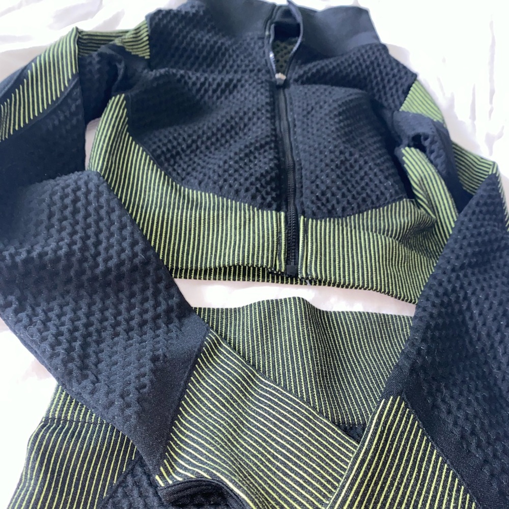 Long sleeve workout set